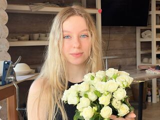 AnetClark's European live cam models Profile Image